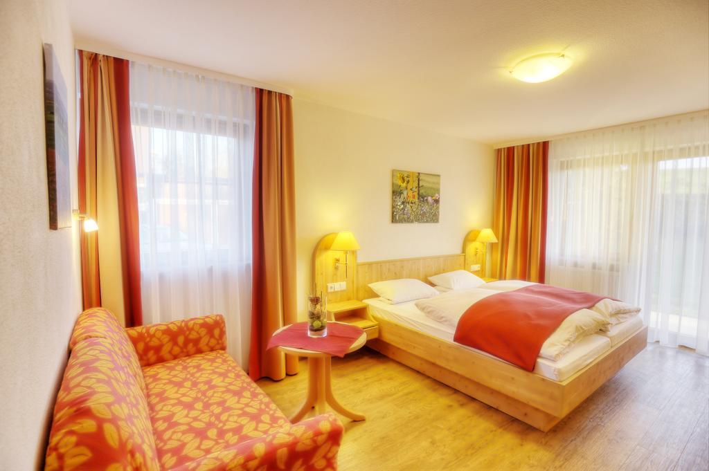 Pension Fohrenberg Ewattingen Екстер'єр фото